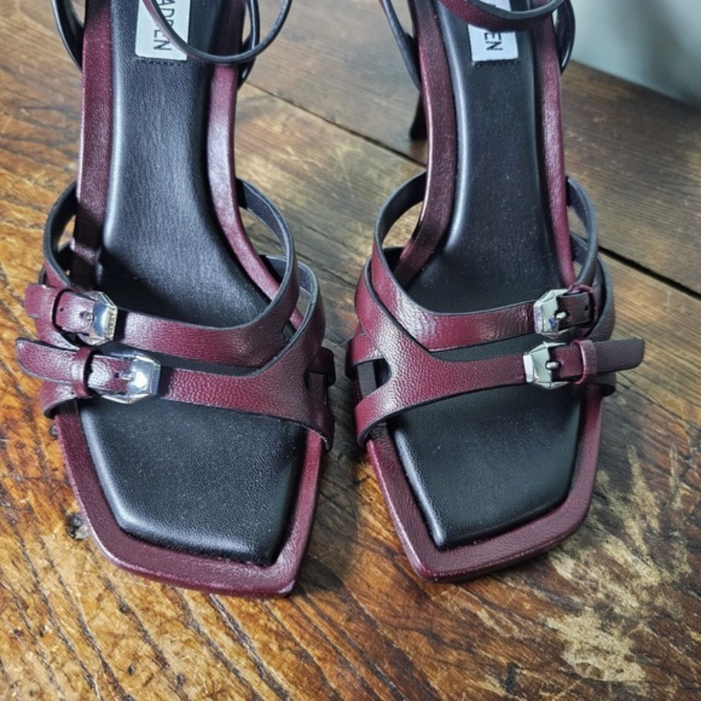Steve Madden Karter Ankle Strap Sandals Women's Size 8M Wine Leather - Picture 2 of 9